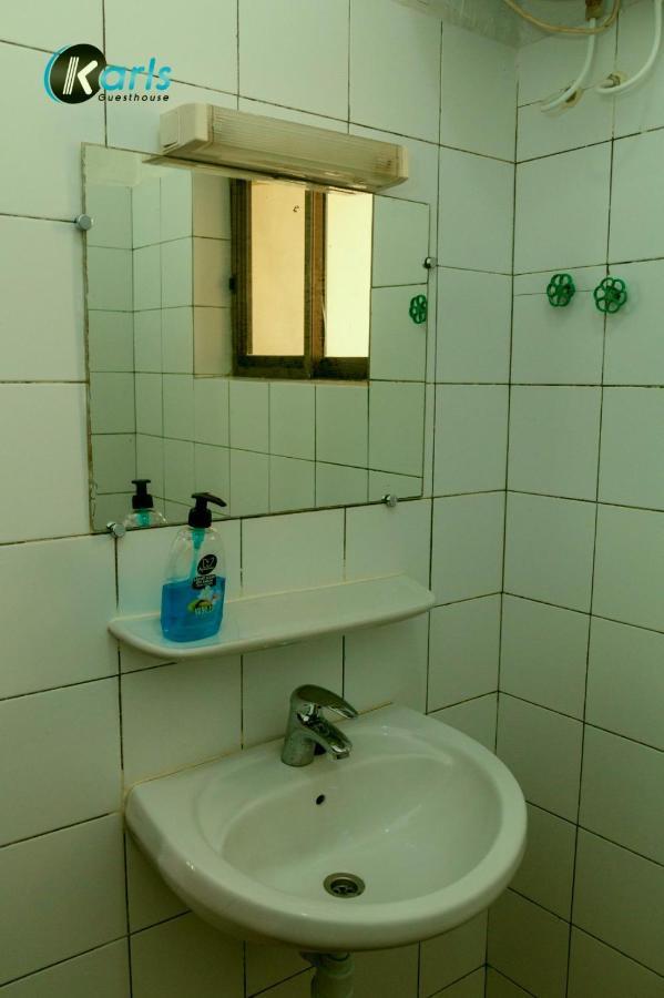 Karls Guesthouse Κοτονού Εξωτερικό φωτογραφία
