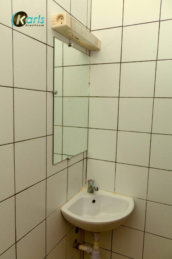 Karls Guesthouse Κοτονού Εξωτερικό φωτογραφία