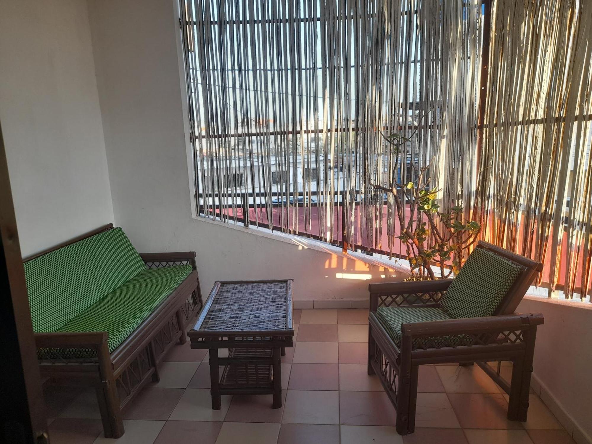 Karls Guesthouse Κοτονού Δωμάτιο φωτογραφία