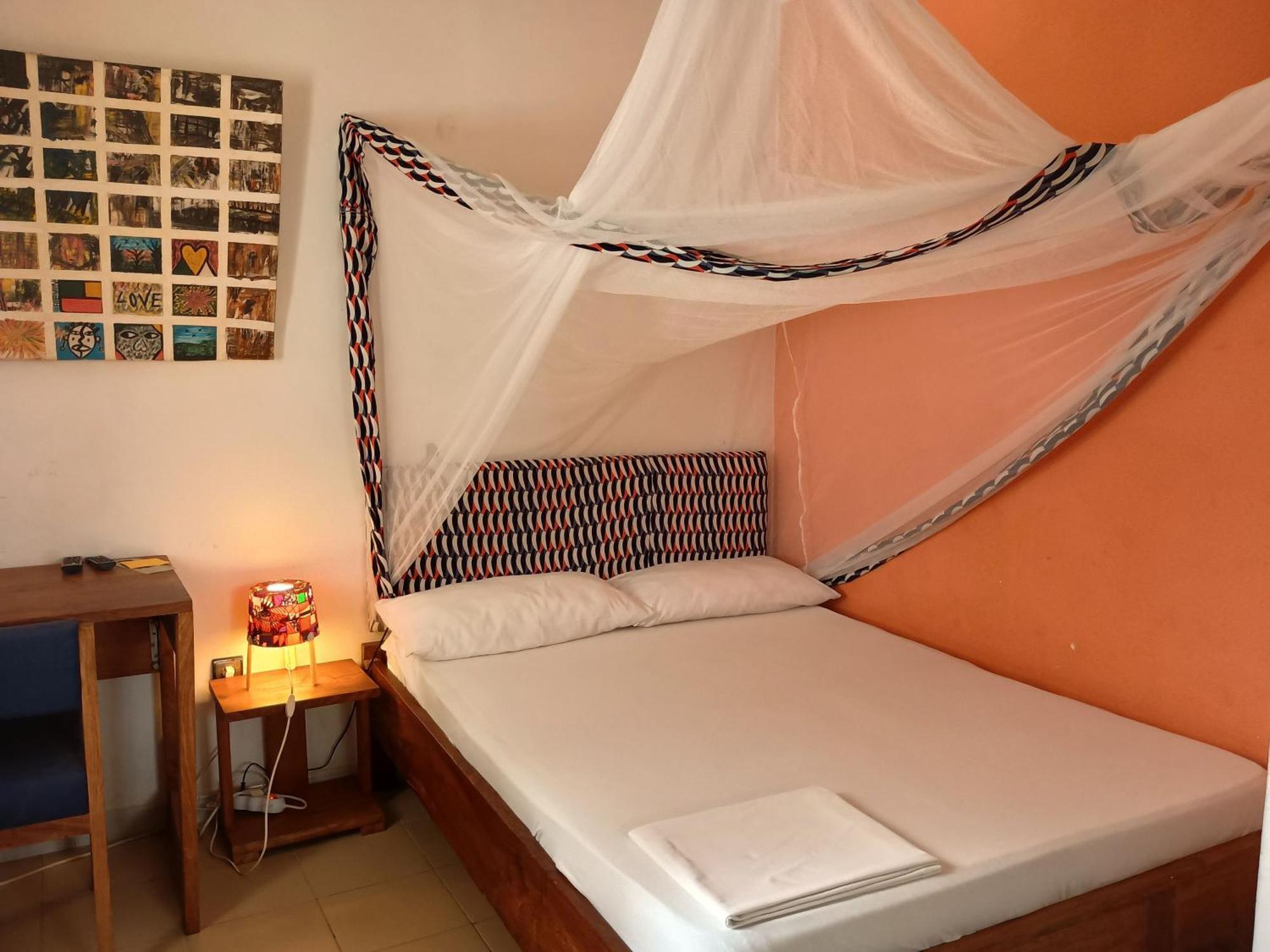 Karls Guesthouse Κοτονού Εξωτερικό φωτογραφία